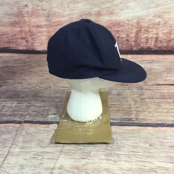 Tampa Bay new era hat 7 7/8 size - Picture 4 of 8